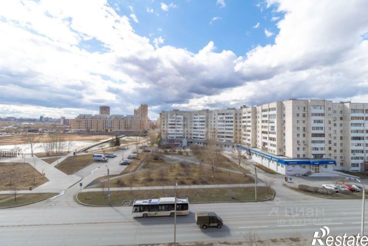 3-комн квартира ул Газовиков, 33,  д. 33