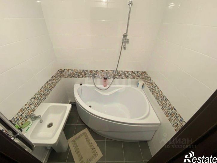2-комн квартира ул Беловежская, 21,  д. 21