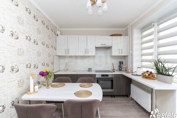 2-комн квартира ул Павла Шарова, 3 1,  д. 3 1,  к. 1