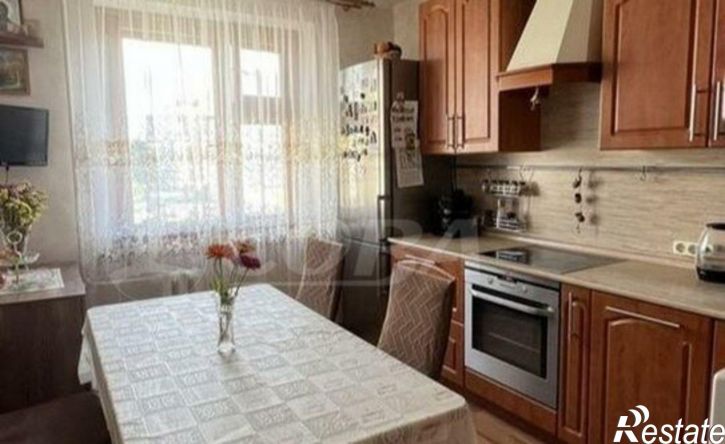 3-комн квартира ул Домостроителей, 26 2,  д. 26 2,  к. 2