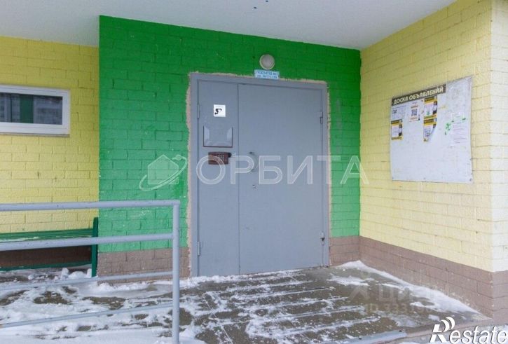 2-комн квартира ул Мебельщиков, 1,  д. 1