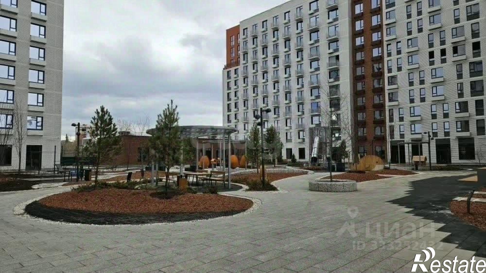 Купить гараж, место в паркинге за 1 515 050 рублей на ул Защитников Отечества, 30