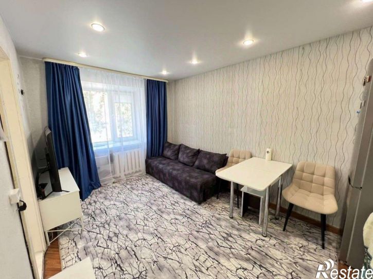 2-комн квартира ул Парфенова, 20,  д. 20