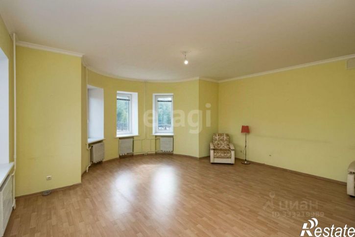 3-комн квартира ул Александра Логунова, 11 1 стр 1,  д. 11 1 стр 1,  к. 1 стр 1