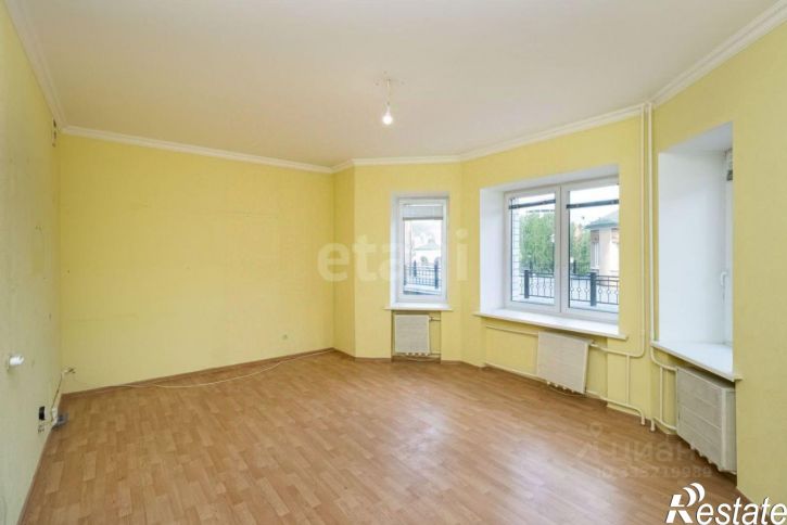 3-комн квартира ул Александра Логунова, 11 1 стр 1,  д. 11 1 стр 1,  к. 1 стр 1