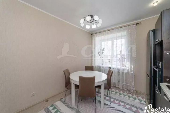 3-комн квартира ул Василия Гольцова, 28,  д. 28