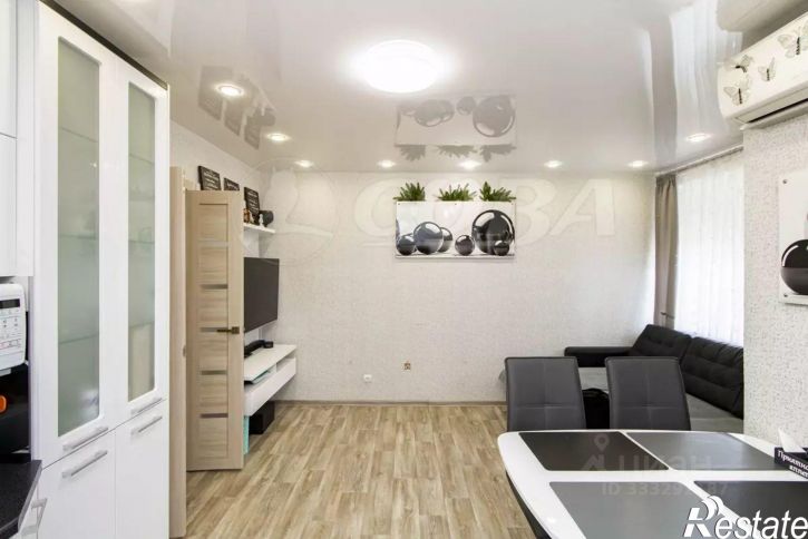 3-комн квартира ул Елизарова, 8,  д. 8