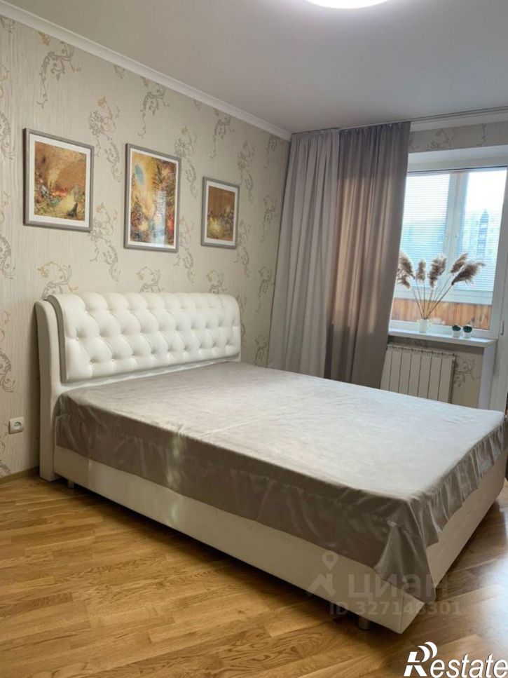 5-комн квартира ул Валерии Гнаровской, 5,  д. 5