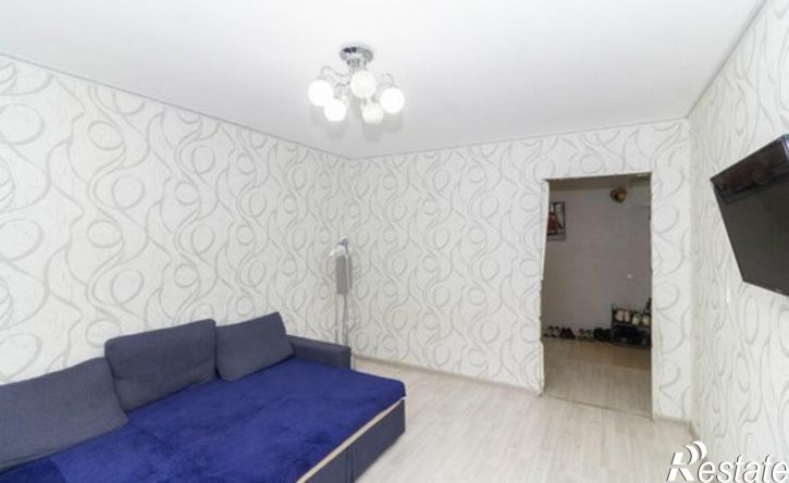 3-комн квартира ул Кремлевская, 110 3,  д. 110 3,  к. 3