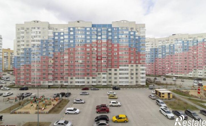 3-комн квартира ул Кремлевская, 110 3,  д. 110 3,  к. 3