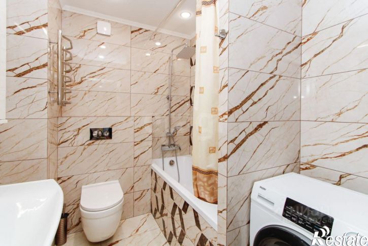 1-комн квартира ул Кремлевская, 102,  д. 102