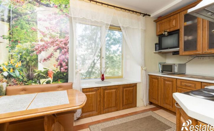 3-комн квартира ул Камчатская, 11,  д. 11