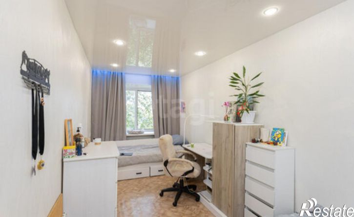 2-комн квартира Тюмень, улица Парфёнова, 40