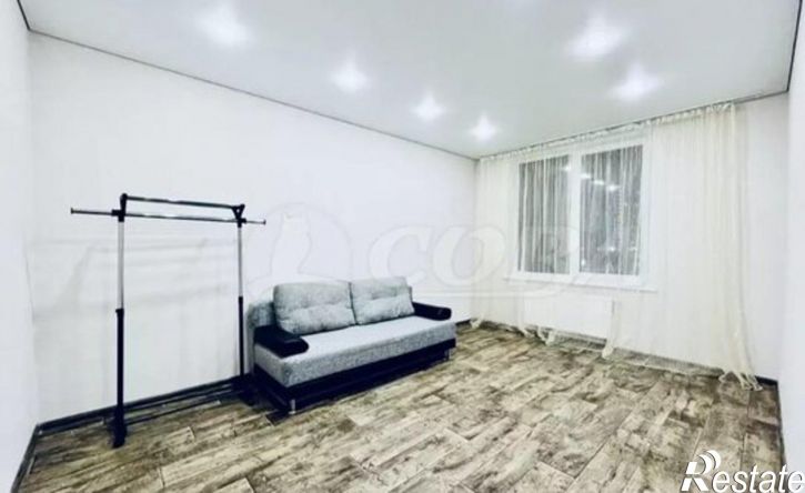 3-комн квартира ул Камчатская, 2,  д. 2