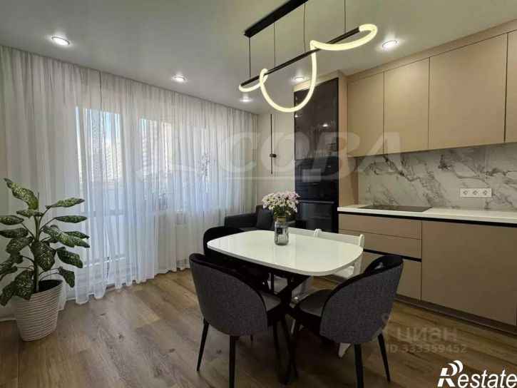 3-комн квартира ул Монтажников, 42а,  д. 42а