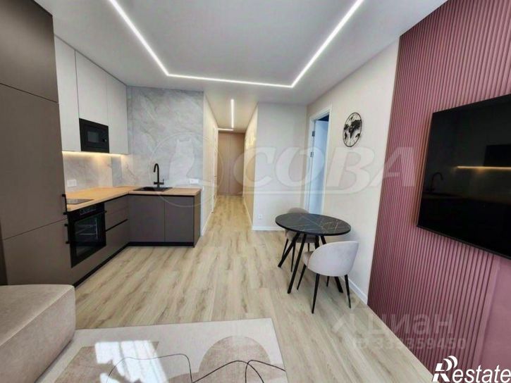3-комн квартира ул Новгородская, 1,  д. 1