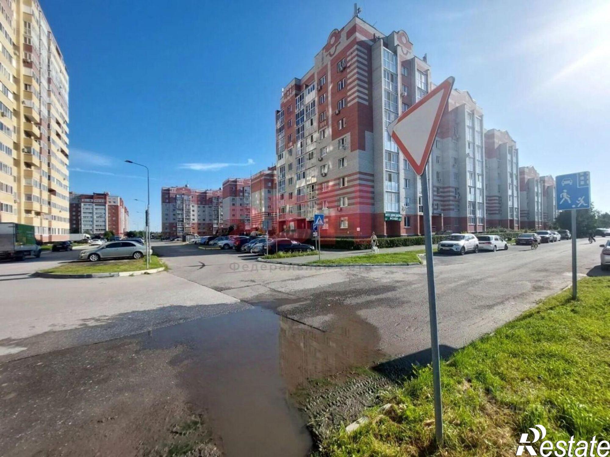 Купить торговое помещение за 11 417 800 рублей на ул Газопромысловая, 9