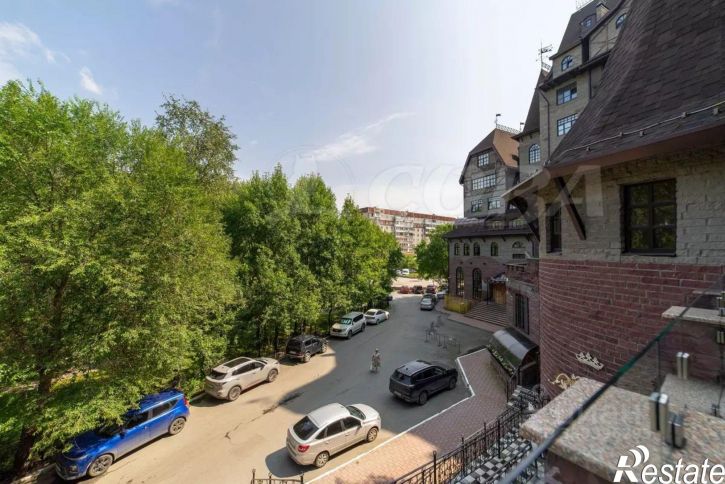 3-комн квартира ул Николая Федорова, 9,  д. 9