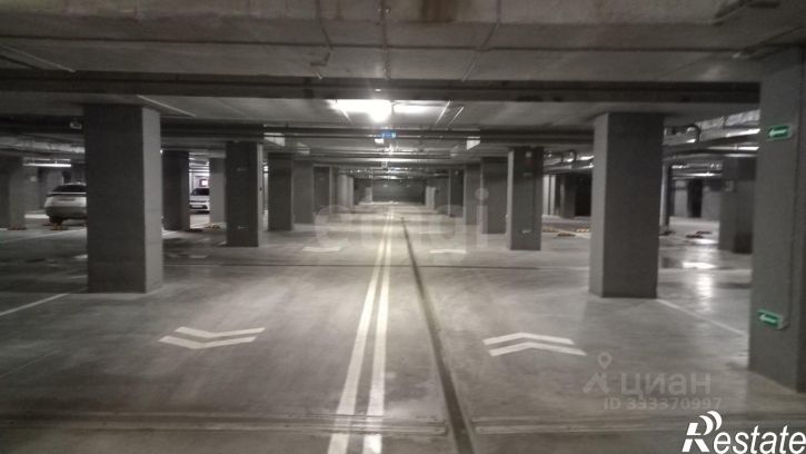 Гараж/парковка ул Защитников Отечества, 30,  д. 30