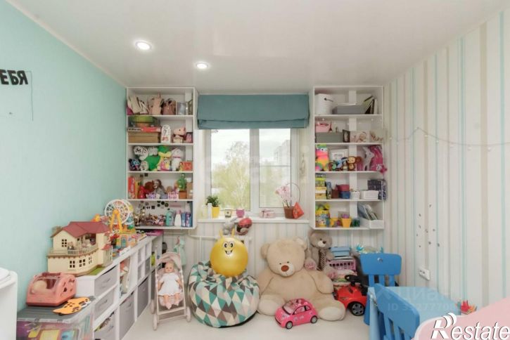 3-комн квартира ул Моторостроителей, 5,  д. 5