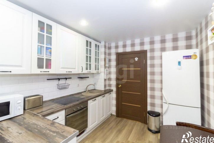3-комн квартира ул Самарцева, 3,  д. 3
