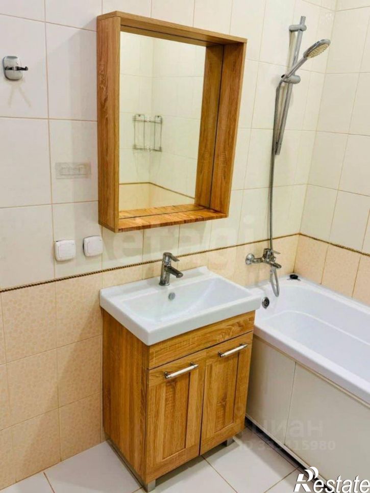 1-комн квартира ул Ю.-Р.Г.Эрвье, 32 1,  д. 32 1,  к. 1