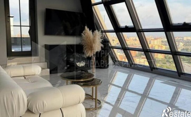 8-комн квартира Первомайская улица, 50,  д. 50
