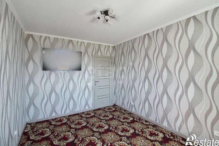 2-комн квартира улица Республики, 233,  д. 233