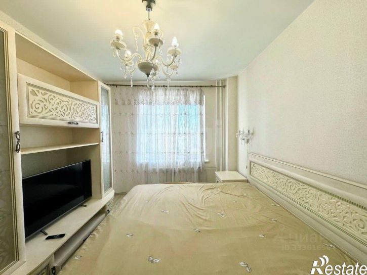 1-комн квартира улица Парада Победы, 9,  д. 9