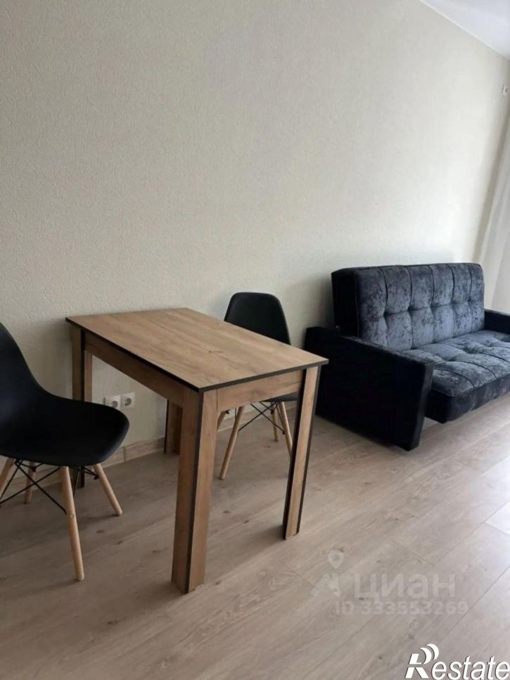 2-комн квартира улица Геннадия Райкова, 21,  д. 21