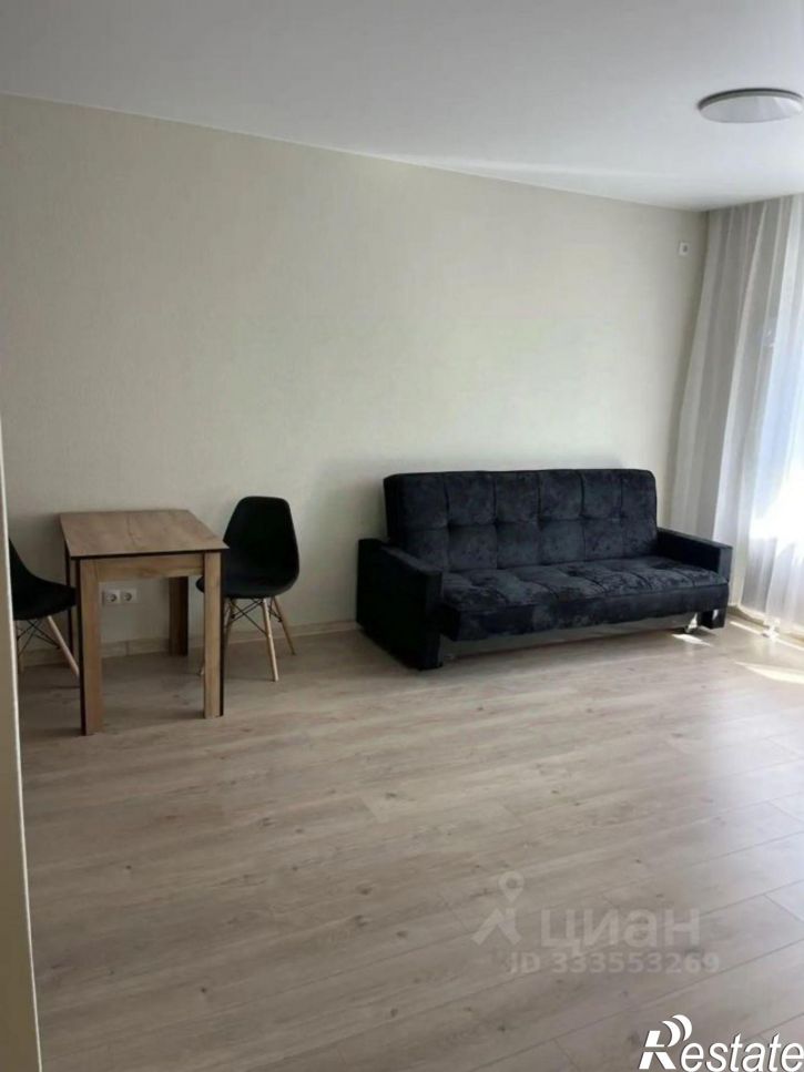 2-комн квартира улица Геннадия Райкова, 21,  д. 21