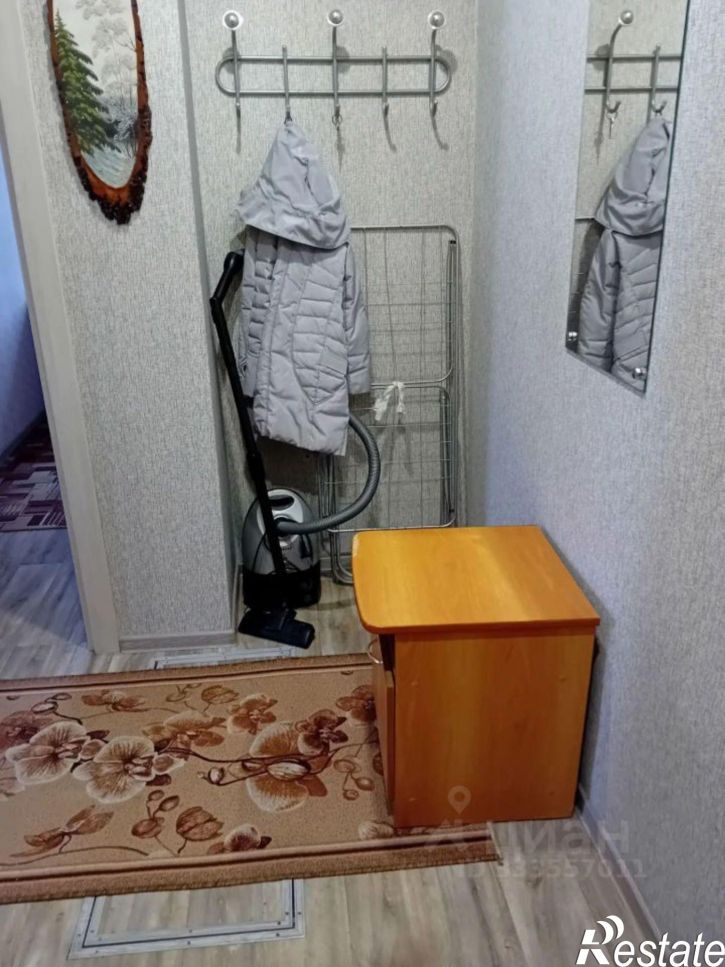2-комн квартира улица 8 Августа, 49,  д. 49