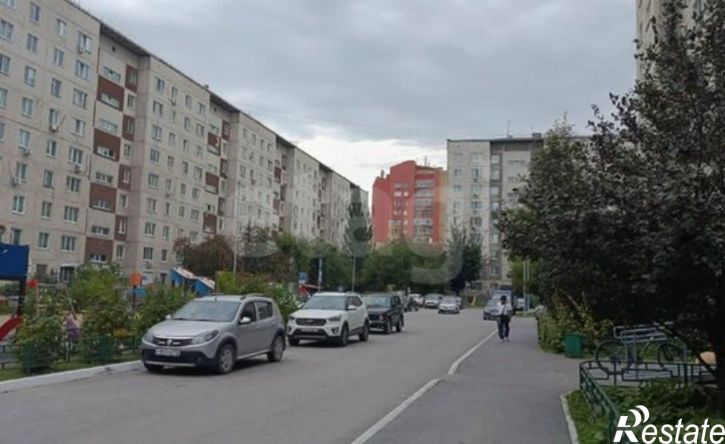 3-комн квартира улица Пермякова, 56,  д. 56