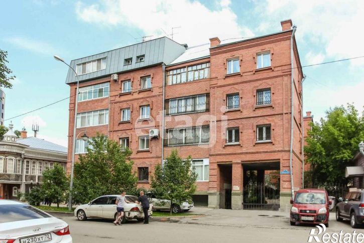 4-комн квартира улица Володарского, 9/1,  д. 9/1