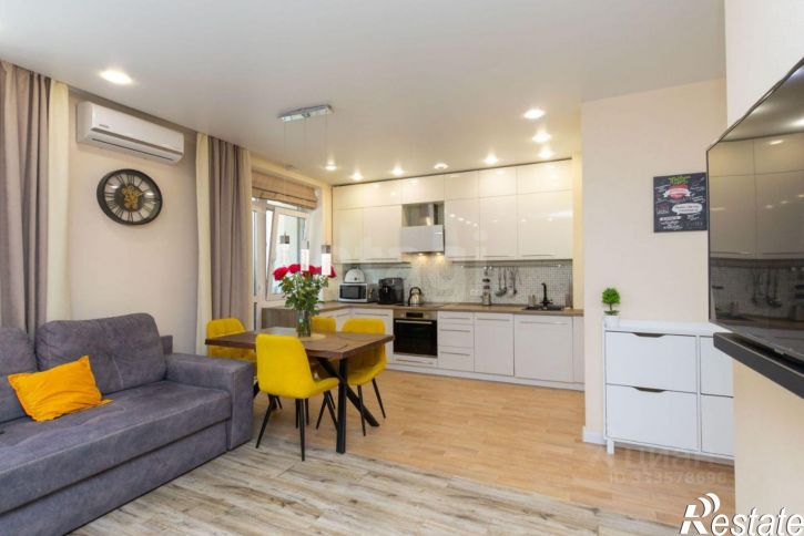 4-комн квартира улица Тимофея Чаркова, 81 к1,  д. 81 к1