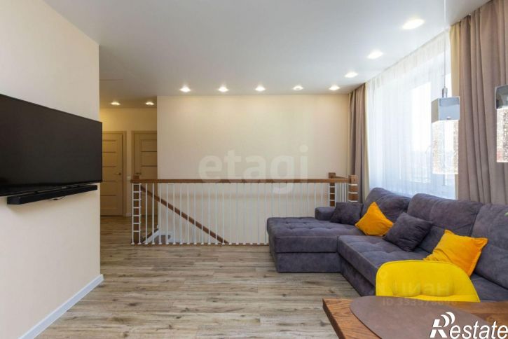 4-комн квартира улица Тимофея Чаркова, 81 к1,  д. 81 к1