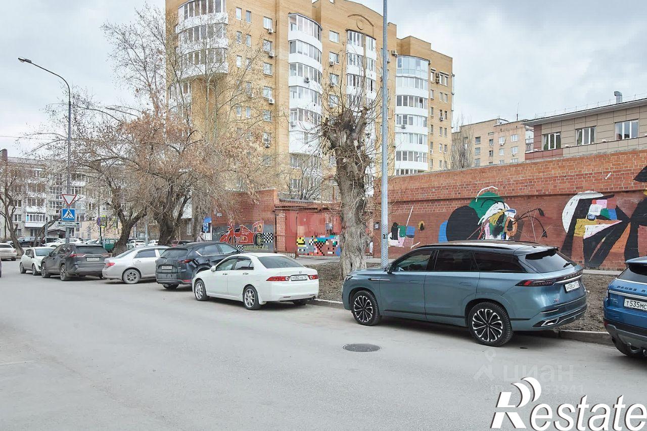 Купить гараж, место в паркинге за 2 290 060 рублей на улица Сакко, 32