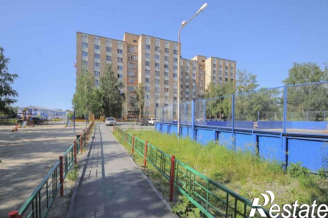 Купить комнату за 1 100 000 рублей на улица Республики, 220