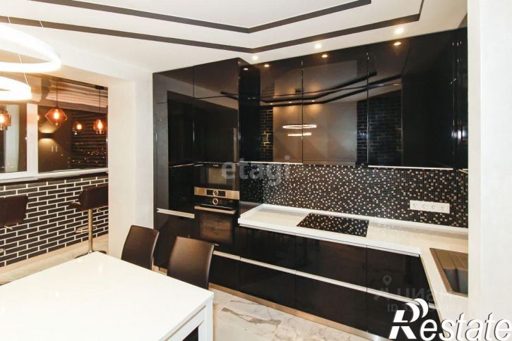 2-комн квартира Таврическая улица, 9 к3,  д. 9 к3