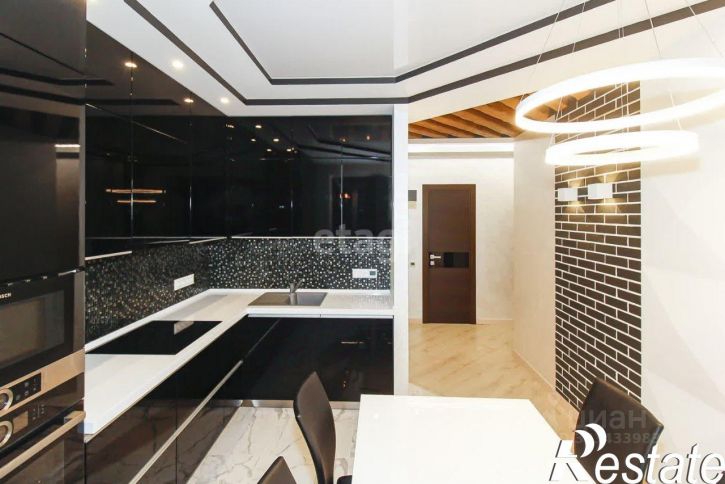 2-комн квартира Таврическая улица, 9 к3,  д. 9 к3