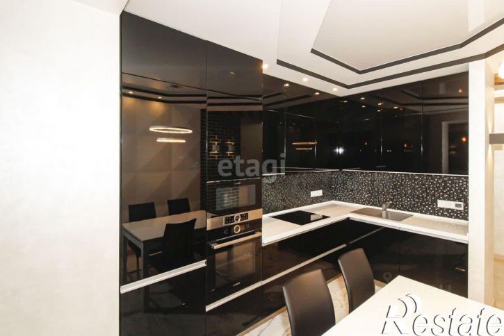 2-комн квартира Таврическая улица, 9 к3,  д. 9 к3