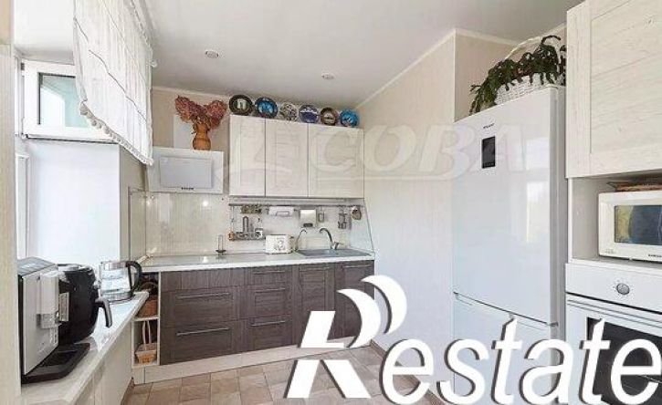 3-комн квартира улица Республики, 204 к20,  д. 204 к20