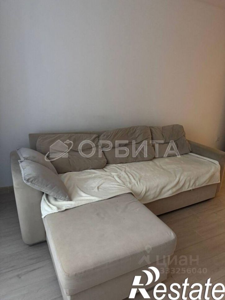 1-комн квартира улица Алексея Леонова, 30,  д. 30