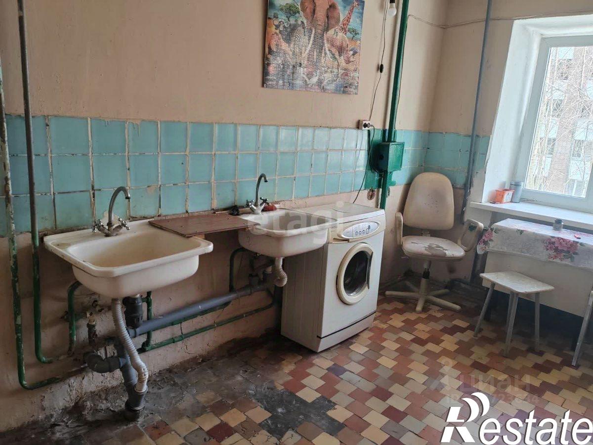 Сдать комнату за 12 000 рублей на улица Республики, 216