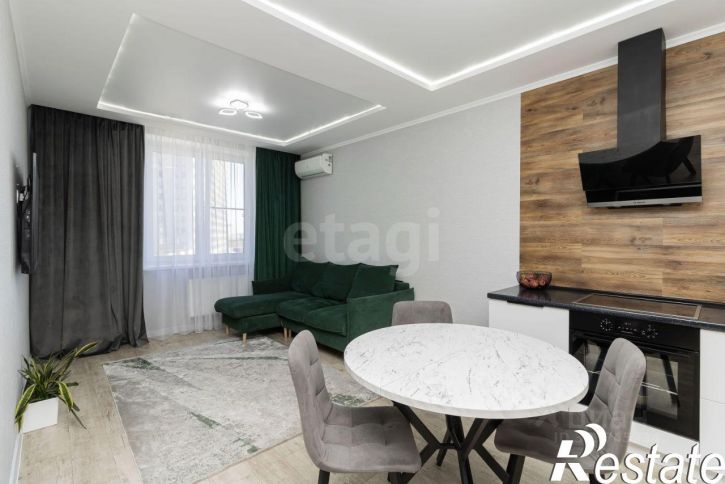 3-комн квартира улица Тимофея Чаркова, 81 к2,  д. 81 к2