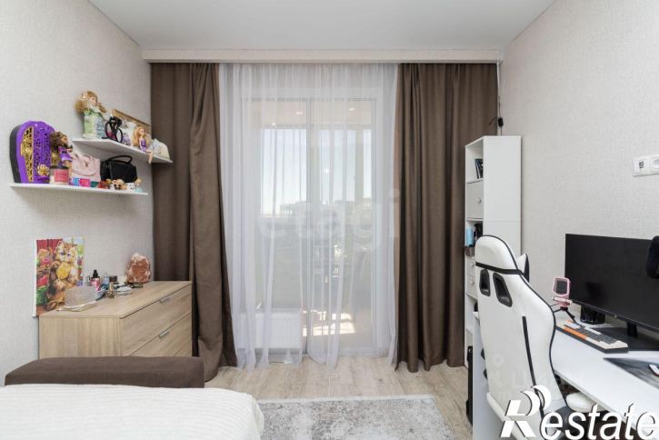 3-комн квартира улица Тимофея Чаркова, 81 к2,  д. 81 к2