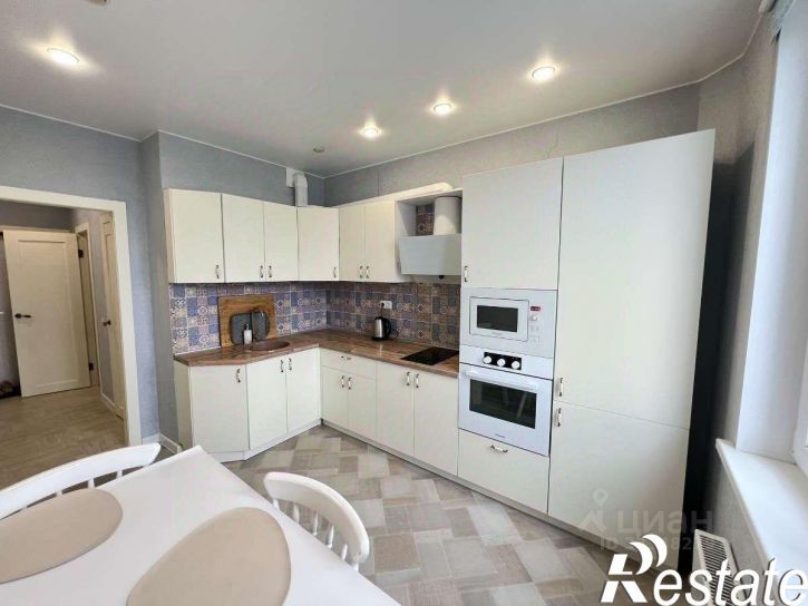 2-комн квартира Беловежская улица, 13 к2,  д. 13 к2