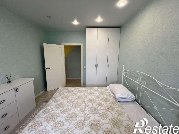 2-комн квартира Беловежская улица, 13 к2,  д. 13 к2