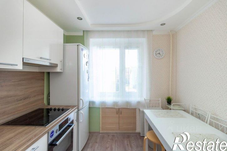 3-комн квартира улица Домостроителей, 4,  д. 4