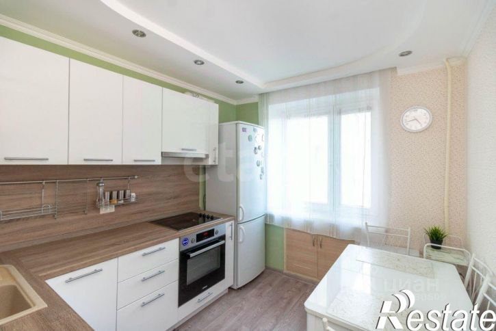 3-комн квартира улица Домостроителей, 4,  д. 4